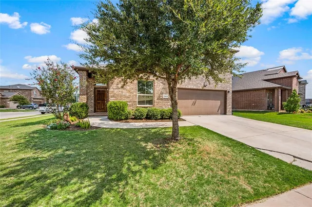 $418,000 | 13864 Langston Lk Road, Fort Worth, TX 76262