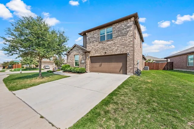 $418,000 | 13864 Langston Lk Road, Fort Worth, TX 76262