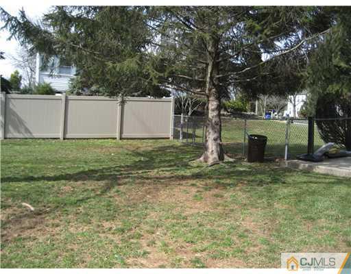 10 Magnolia Road Somerset, NJ 08873 - Photo 23 of 23
