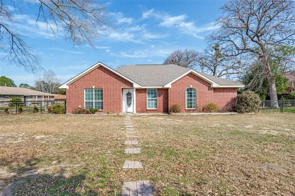 $255,000 | 1511 Proctor Avenue, Mount Pleasant, TX 75455