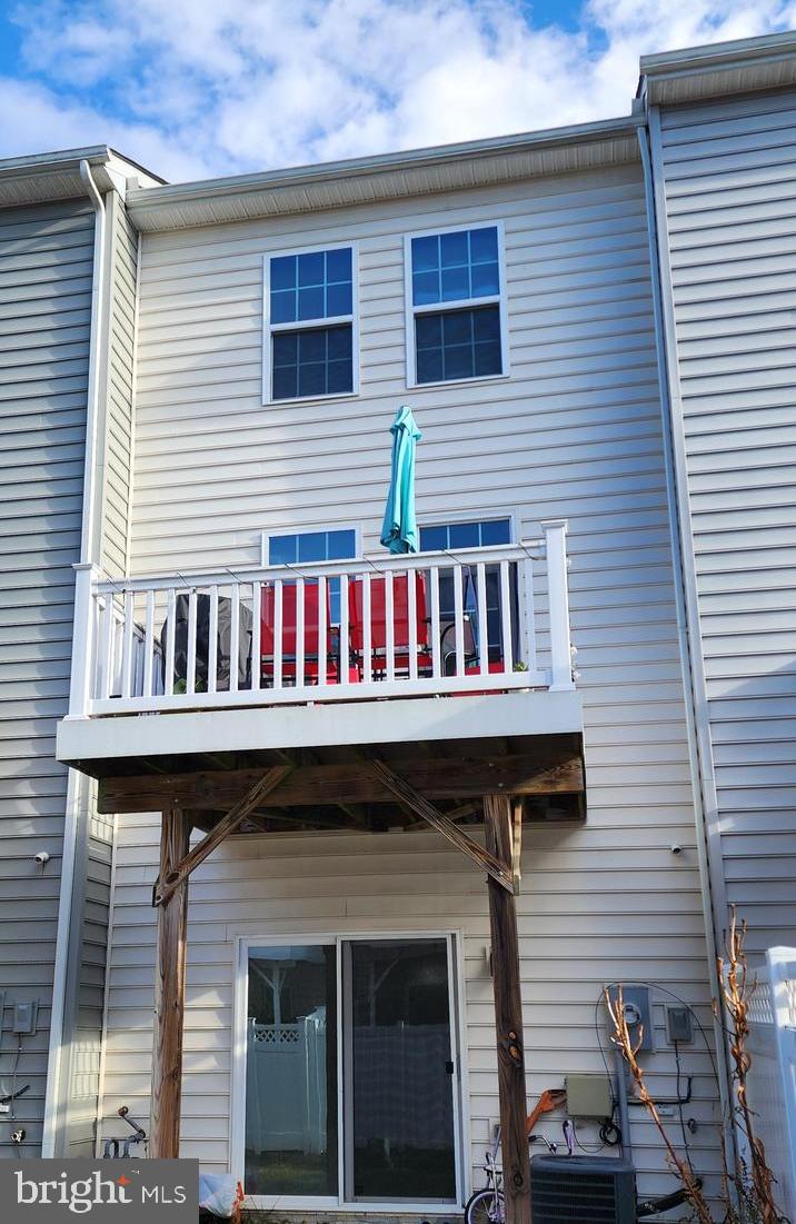 320 Rolling Valley Drive Fredericksburg, VA 22405 - Photo 4 of 12 a front view of a house with balcony