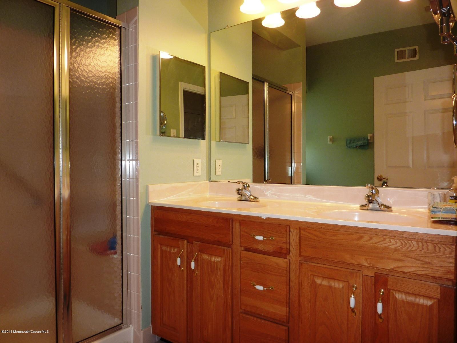 26 Shoal Road Jackson, NJ 08527 - Photo 27 of 32 P1090845