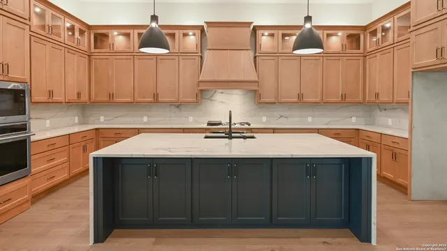 $989,900 | 145 Western Justice, Boerne, TX 78006