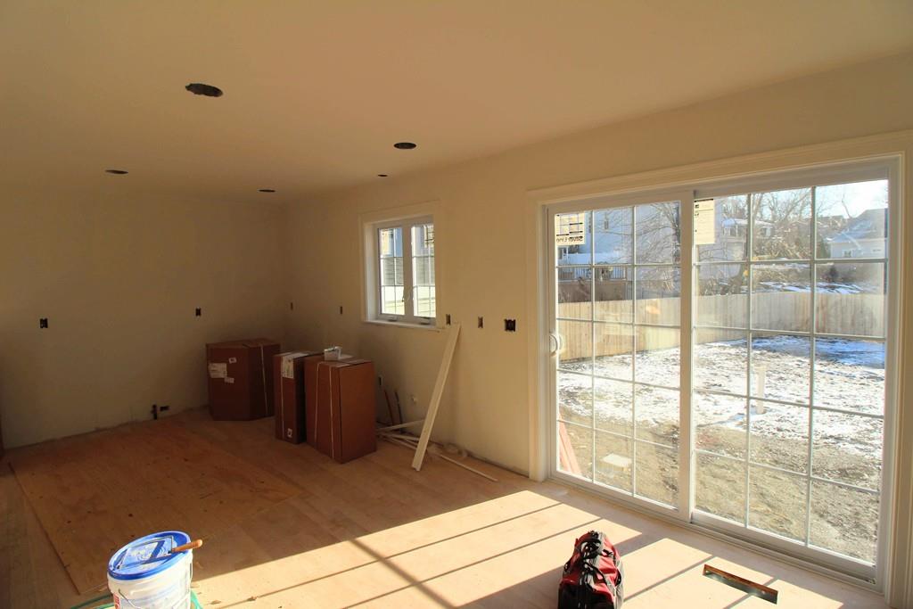 189 Friendship Street Fall River, MA 02724 - Photo 8 of 15