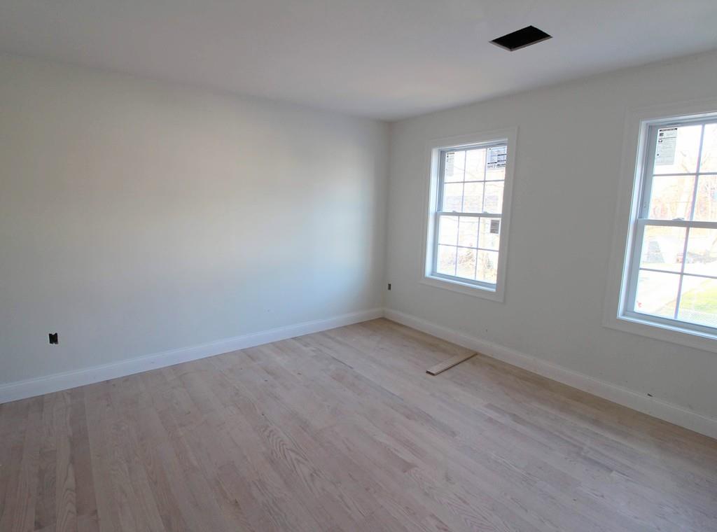 189 Friendship Street Fall River, MA 02724 - Photo 9 of 15