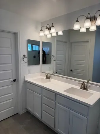 $1,975 | 14245 West Hackamore Drive, Surprise, AZ 85387