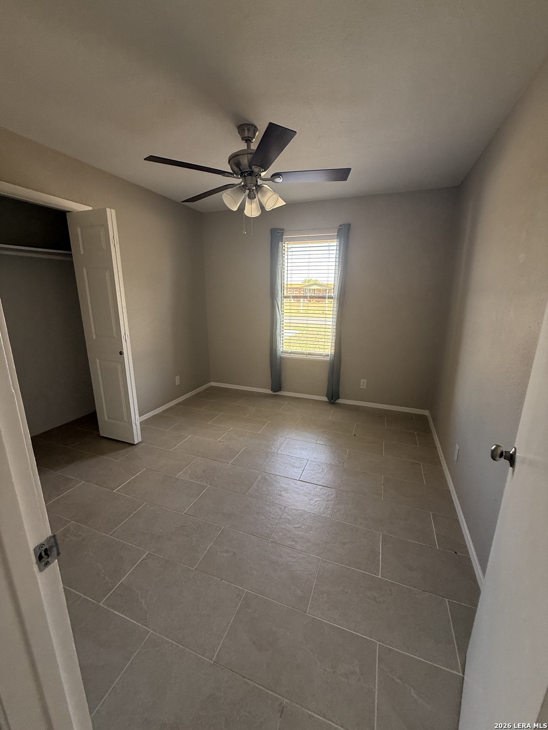 809 8th Street Floresville, TX 78114 - Photo 10 of 20