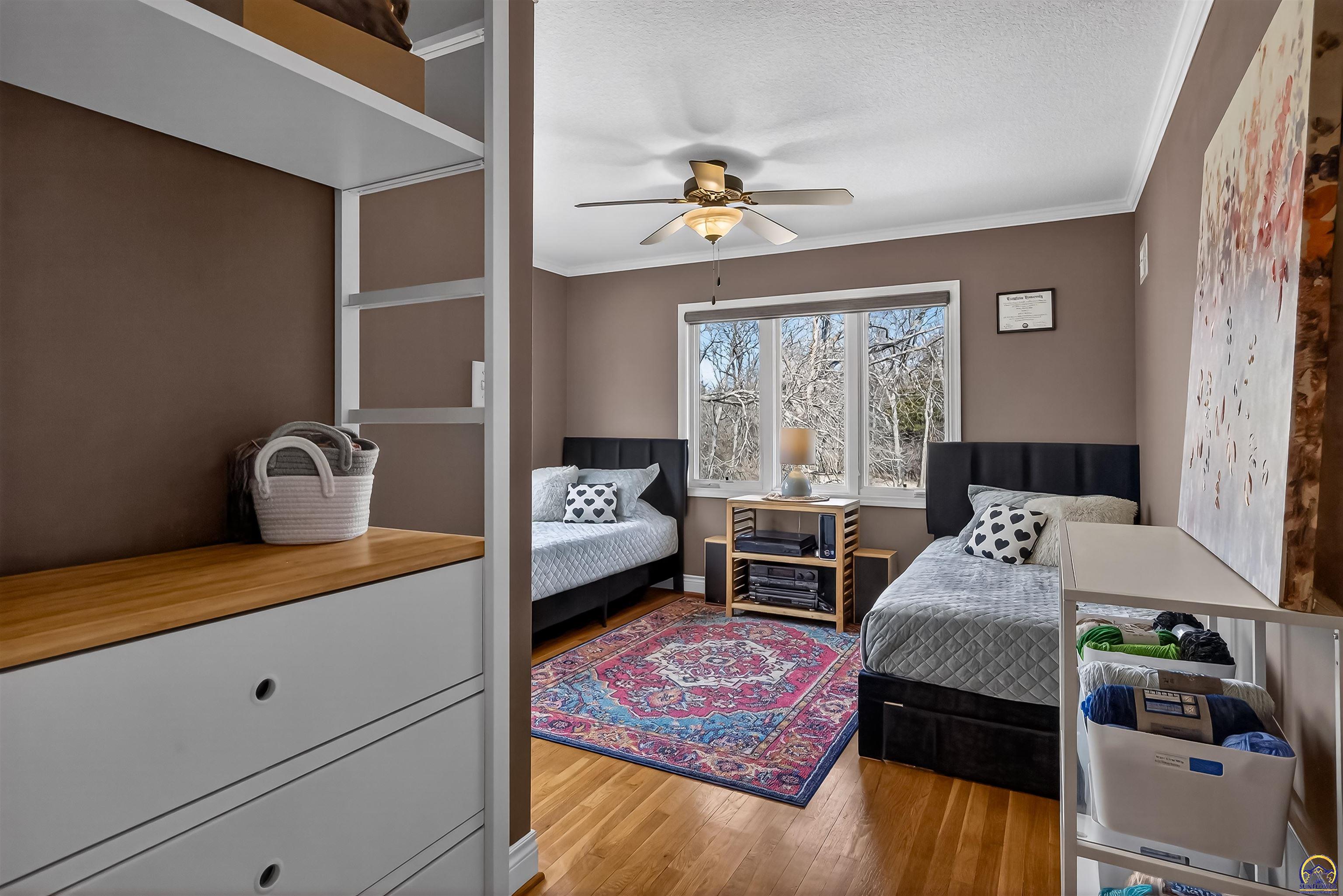 5934 Southwest 47th Street Topeka, KS 66610 - Photo 29 of 58