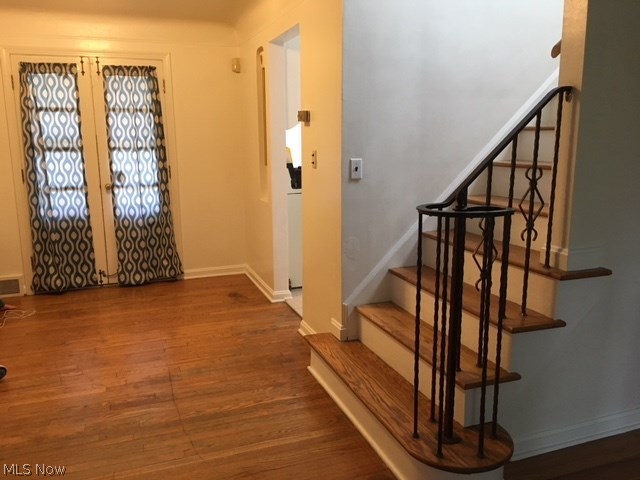 4018 Bayard Road Cleveland, OH 44121 - Photo 4 of 16
