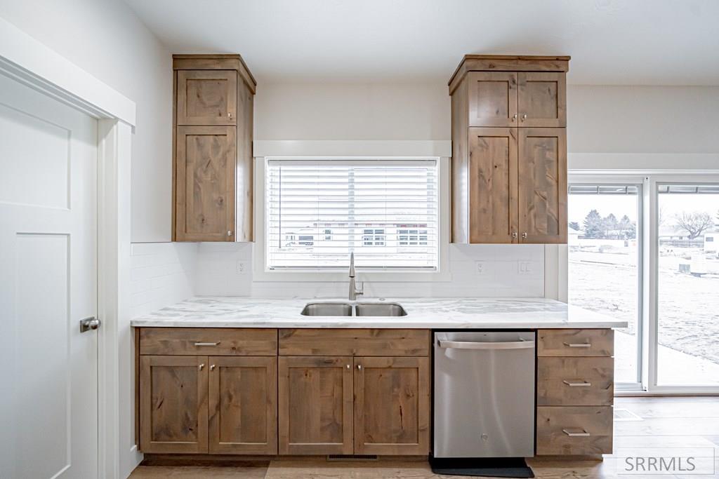 556 Syringa Street Rigby, ID 83442 - Photo 15 of 52