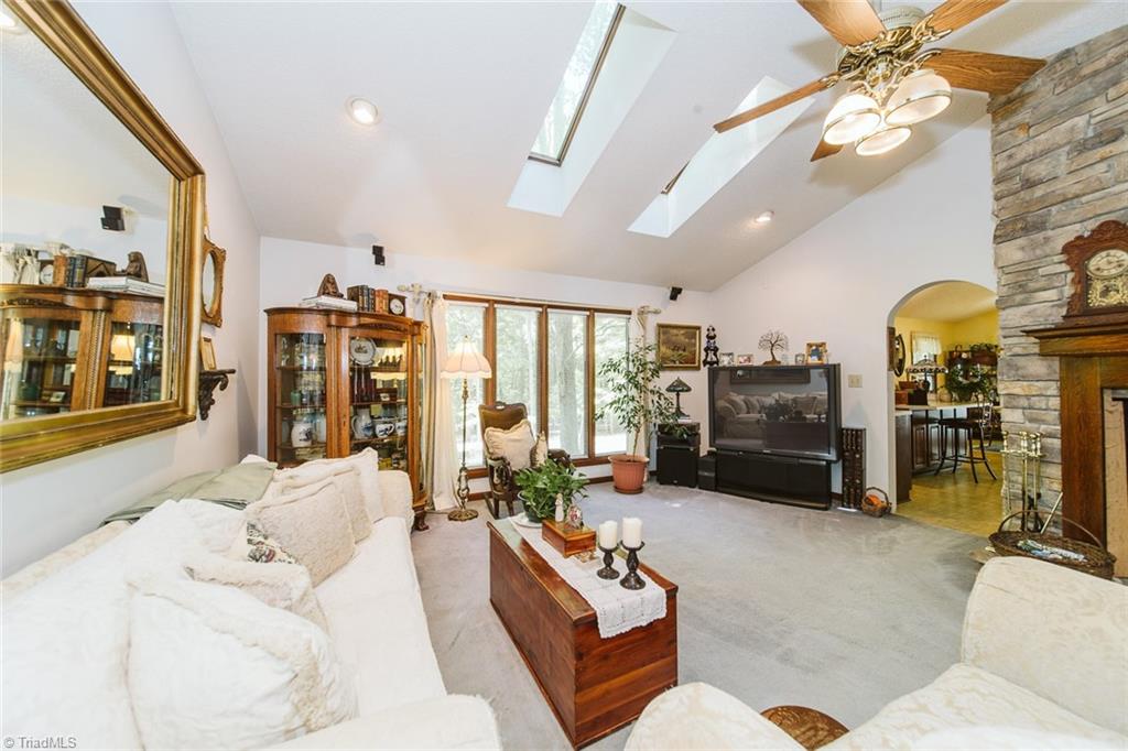 331 Speer Road Mocksville, NC 27028 - Photo 5 of 33 Gallery Image 5