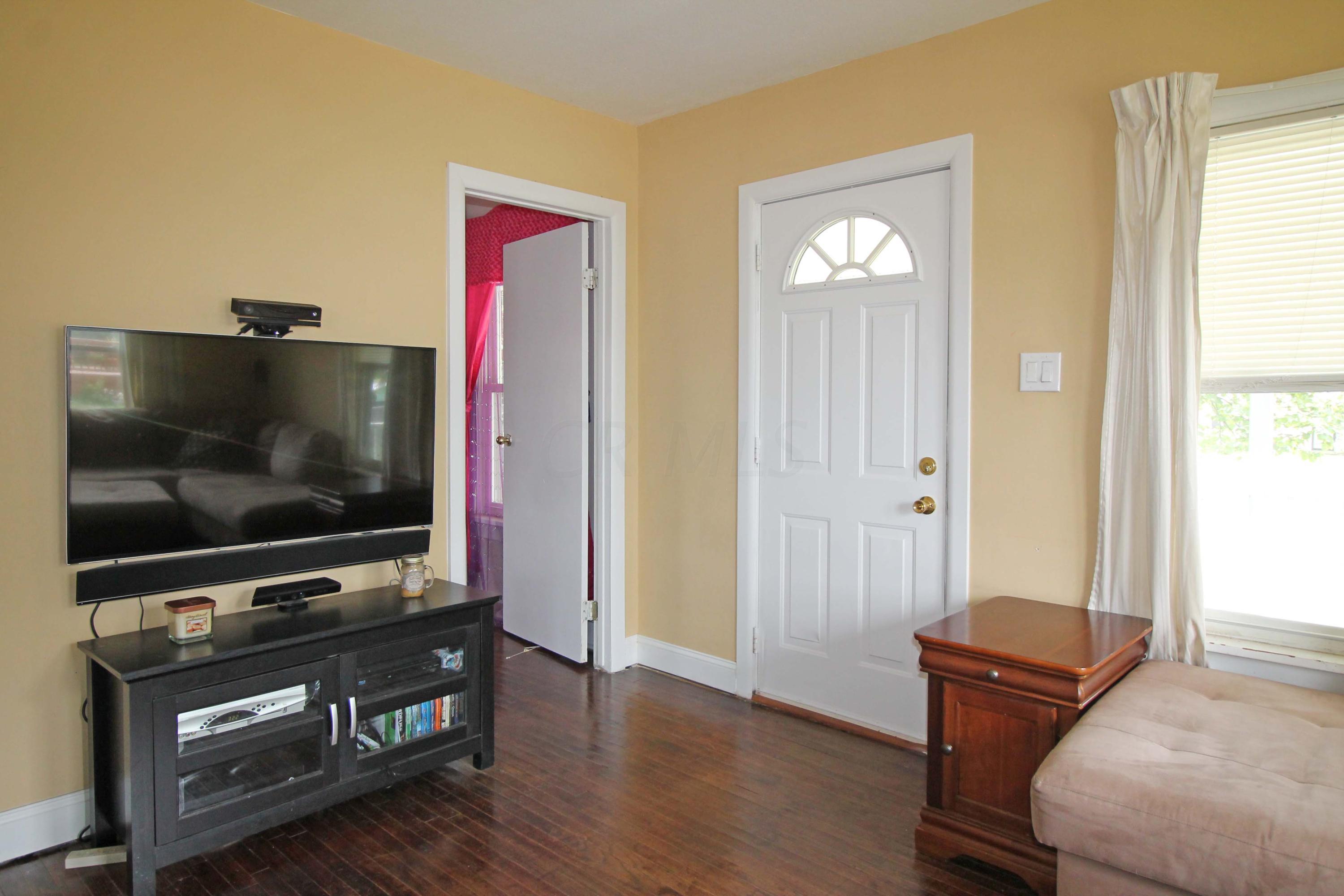 90 Rockwell Road Columbus, OH 43207 - Photo 8 of 41 Gallery Image 8