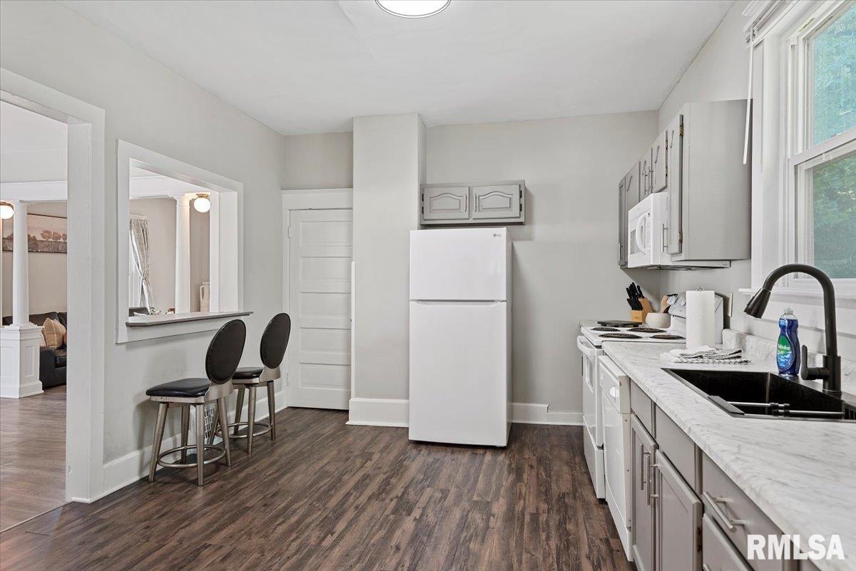 112 North MacArthur Boulevard Springfield, IL 62702 - Photo 12 of 22