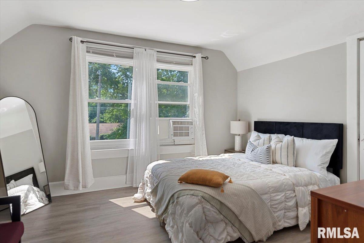 112 North MacArthur Boulevard Springfield, IL 62702 - Photo 15 of 22