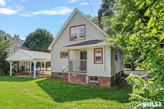 $135,000 | 112 North MacArthur Boulevard, Springfield, IL 62702