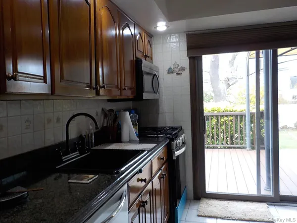 $4,350 | 12 Sycamore Lane, Commack, NY 11725