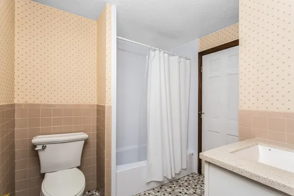 $650,000 | 4 Independence Lane, Millis, MA 02054