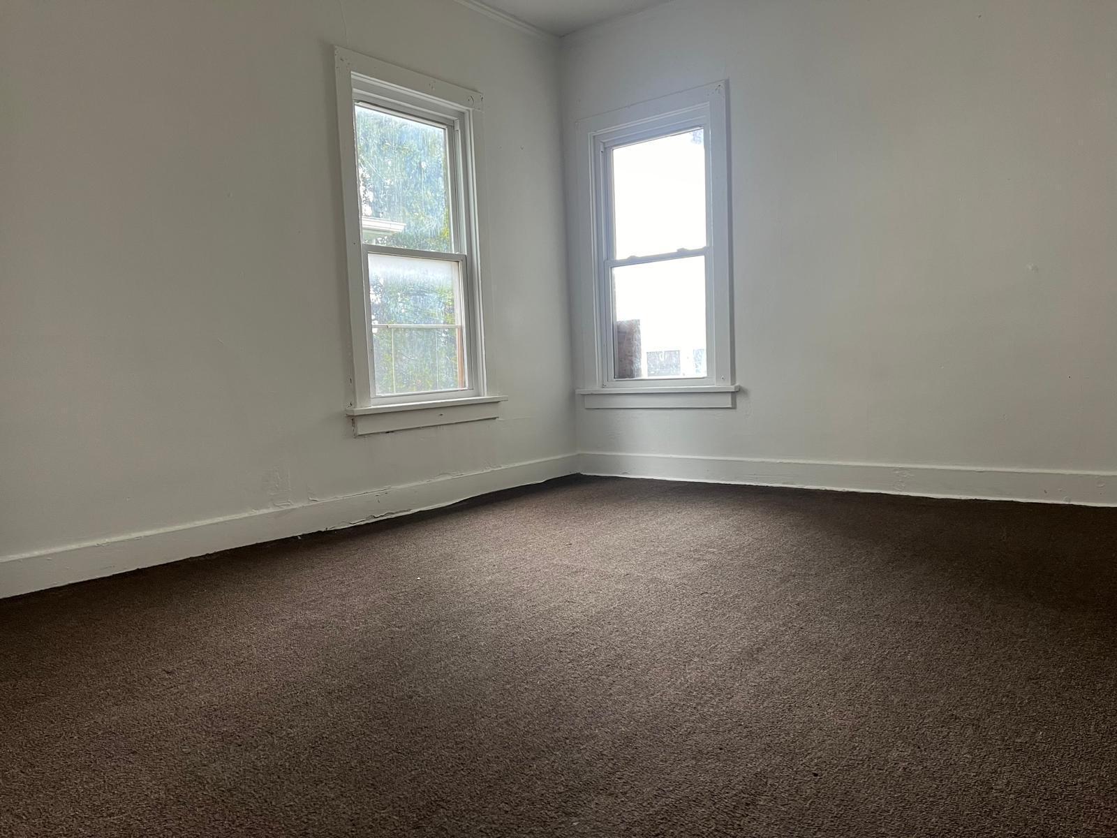 2907 North 35th Street Milwaukee, WI 53210 - Photo 13 of 22 WhatsApp Image 2025-09-26 at 19.54.48_d1