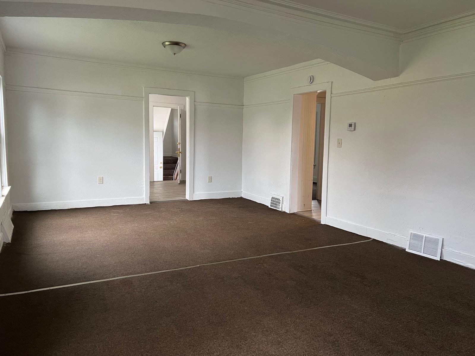 2907 North 35th Street Milwaukee, WI 53210 - Photo 5 of 22 WhatsApp Image 2025-09-26 at 19.54.48_39