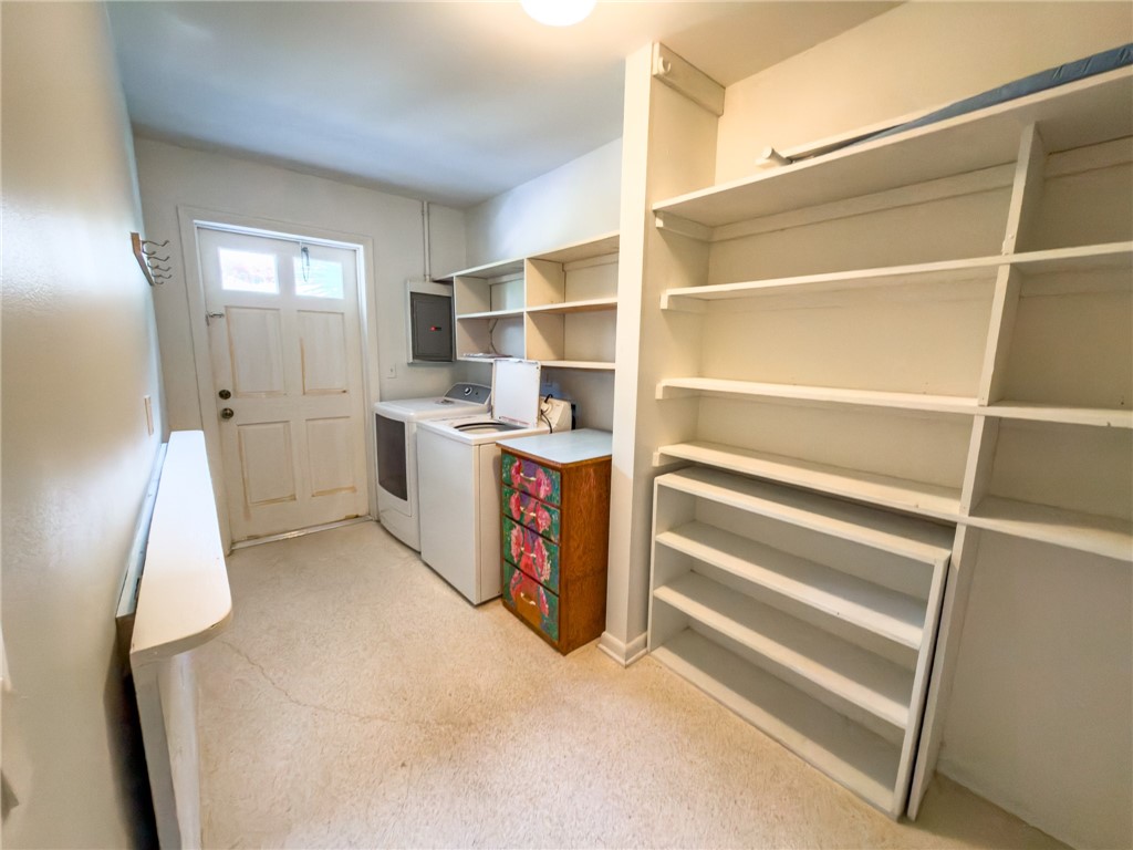 846 Date Palm Road Vero Beach, FL 32963 - Photo 12 of 29 a view of an empty room with a fireplace