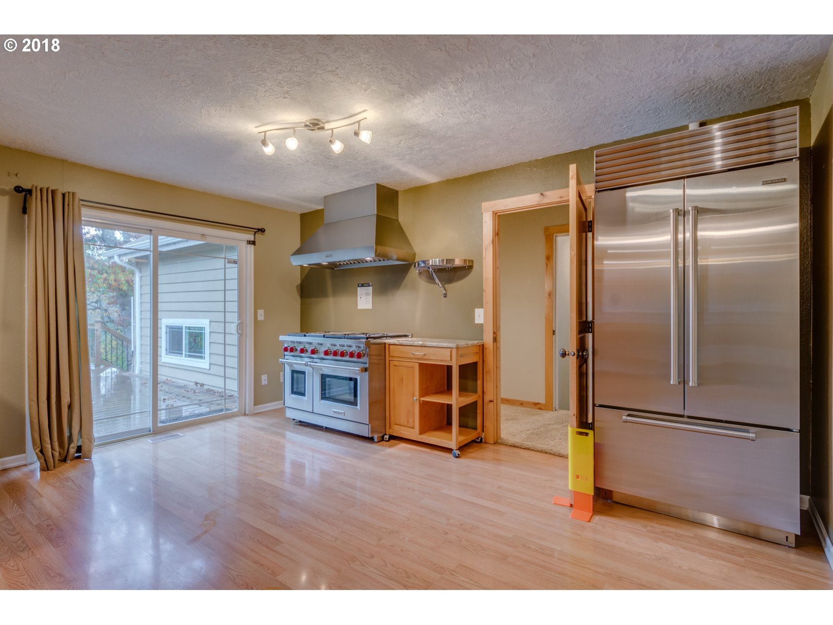 29636 Northeast Putnam Road Newberg, OR 97132 - Photo 9 of 32 Gallery Image 9