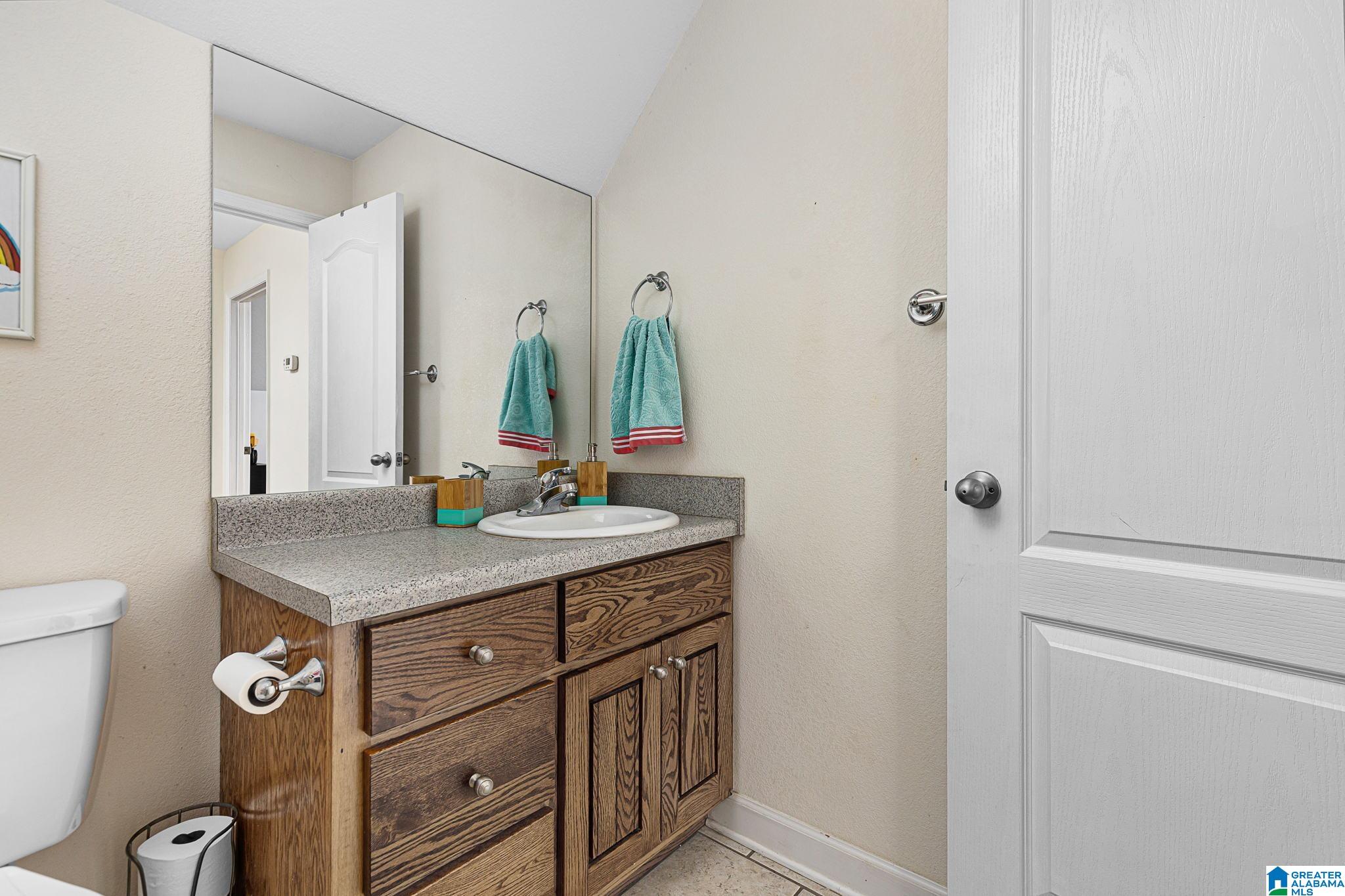 1121 Armstrong Loop Hayden, AL 35079 - Photo 12 of 42