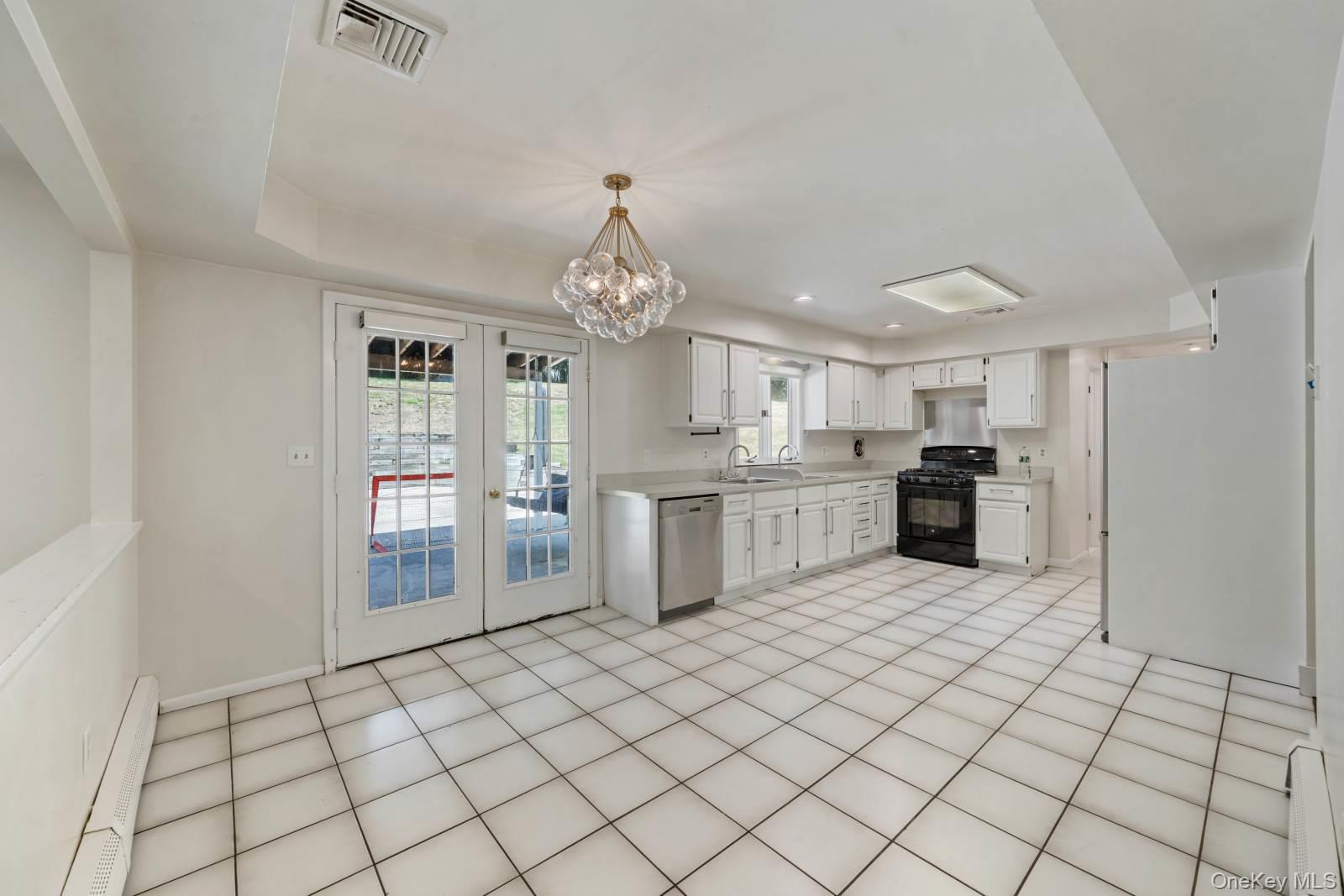 10 Demarest Road Spring Valley, NY 10977 - Photo 16 of 45