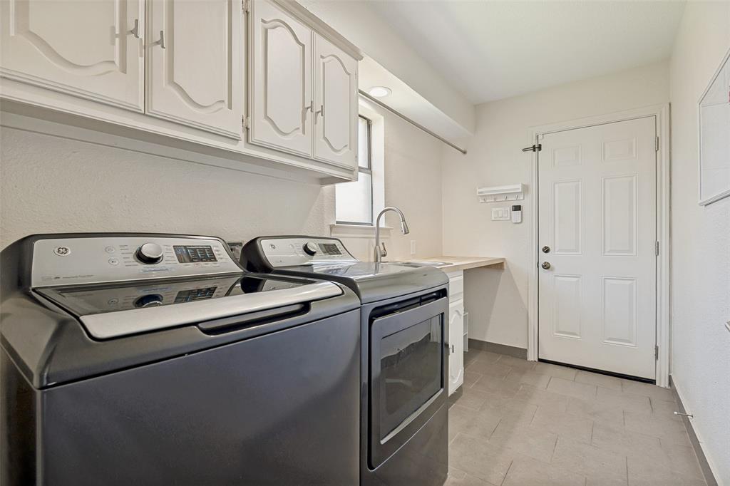 6419 Embers Road Dallas, TX 75248 - Photo 26 of 31