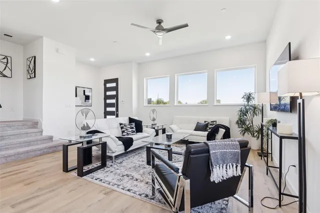 $299,500 | 4035 Bel Air Boulevard, Sherman, TX 75090