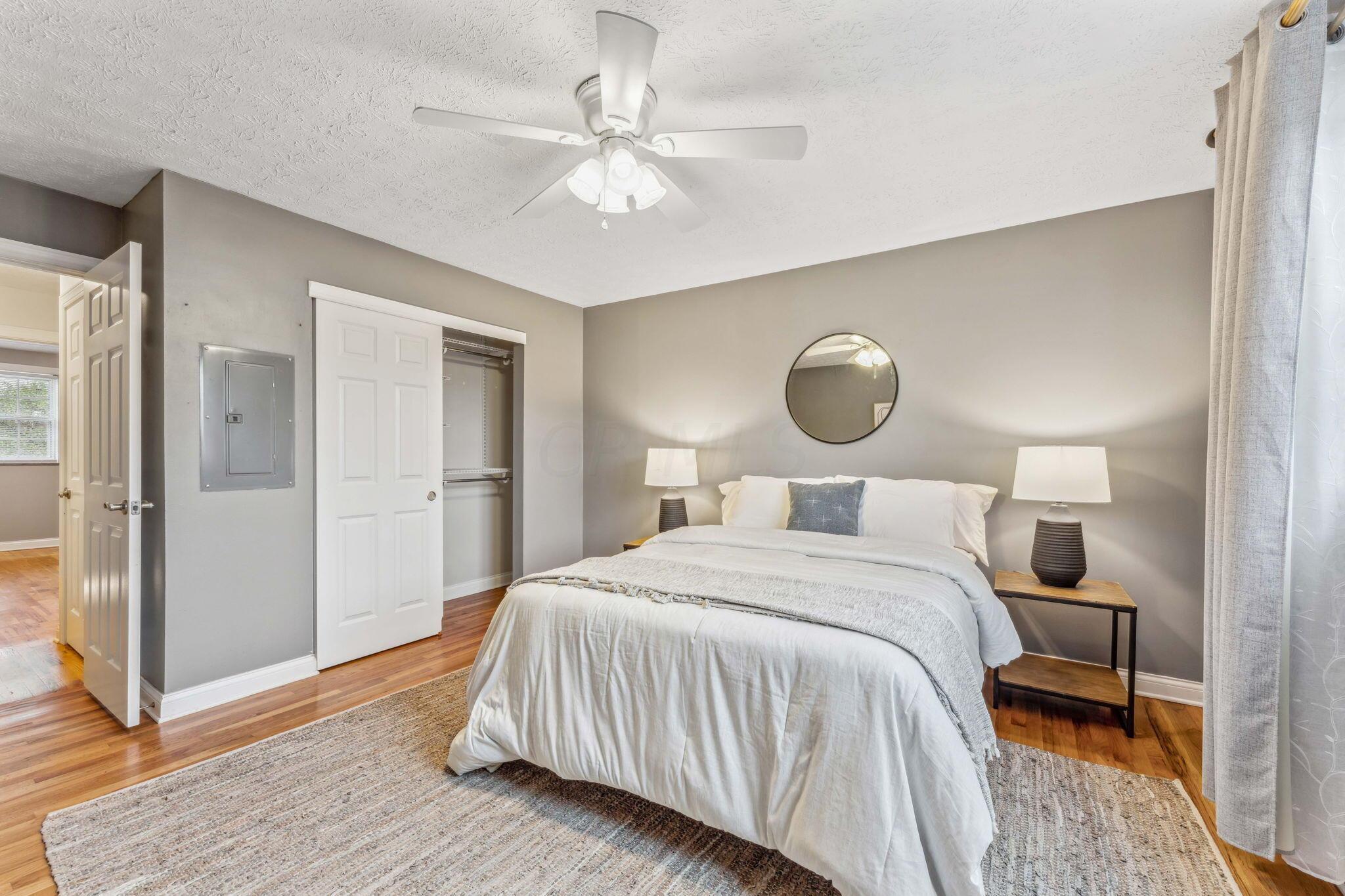 832 Palmer Road Columbus, OH 43212 - Photo 24 of 35 Bedroom 1