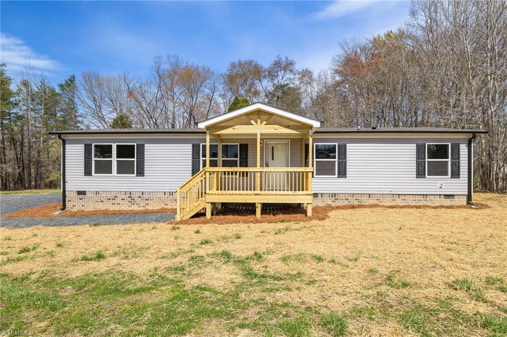 153 Mosley Loop Madison, NC 27025 - Photo 1 of 33