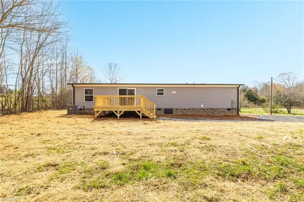 $228,000 | 153 Mosley Loop, Madison, NC 27025