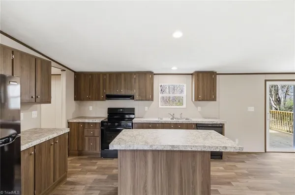 $228,000 | 153 Mosley Loop, Madison, NC 27025