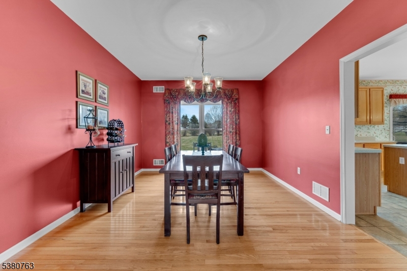 107 McCullough Road Washington, NJ 07882 - Photo 10 of 50