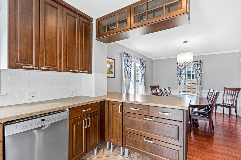 93 Highland Avenue Winchester, MA 01890 - Photo 16 of 42