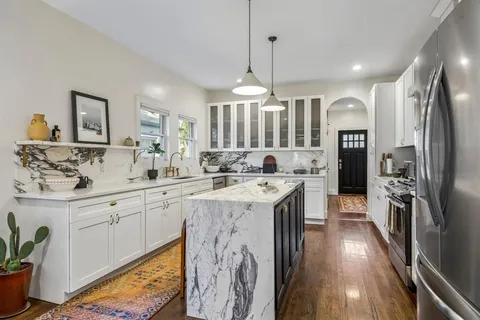 $735,000 | 310 North Montclair Avenue, Dallas, TX 75208
