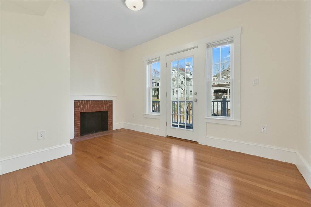 48 Manthorne Road, Unit 2 Boston, MA 02132 - Photo 4 of 15