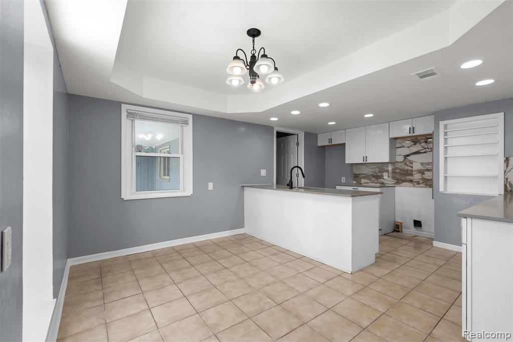 21090 Gentner Street Warren, MI 48089 - Photo 5 of 25