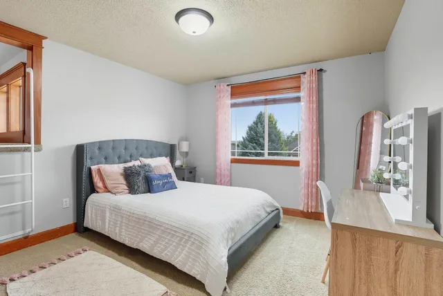 $679,000 | 821 East Westcrest Road, Colbert, WA 99005