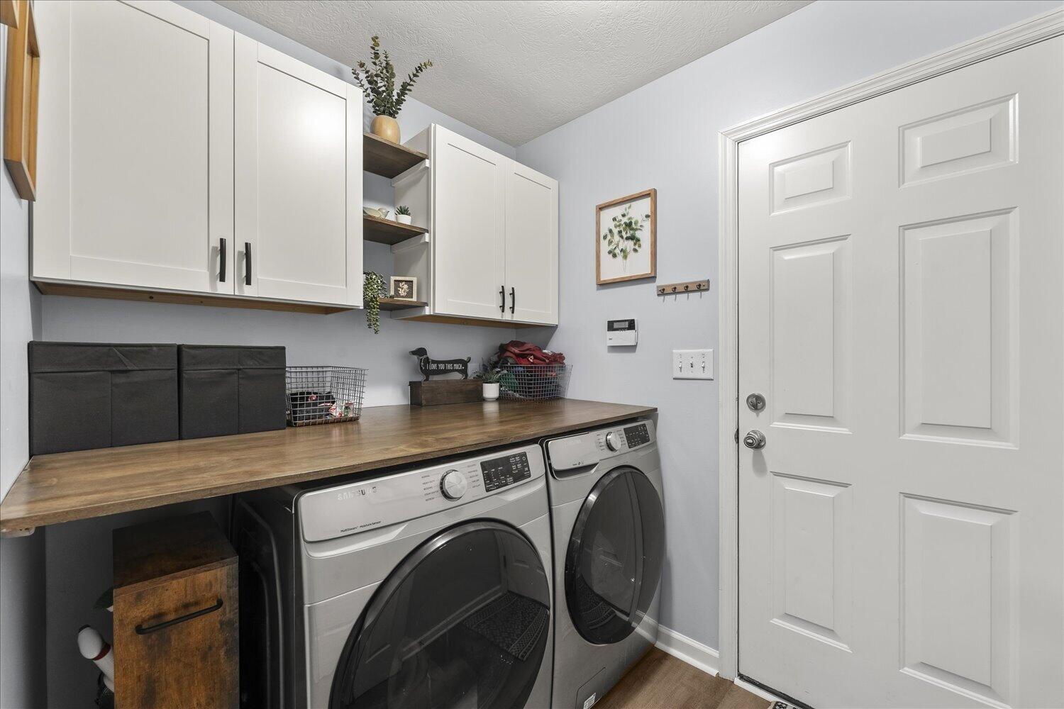 586 Lory Lane Grovetown, GA 30813 - Photo 11 of 17 Laundry Room