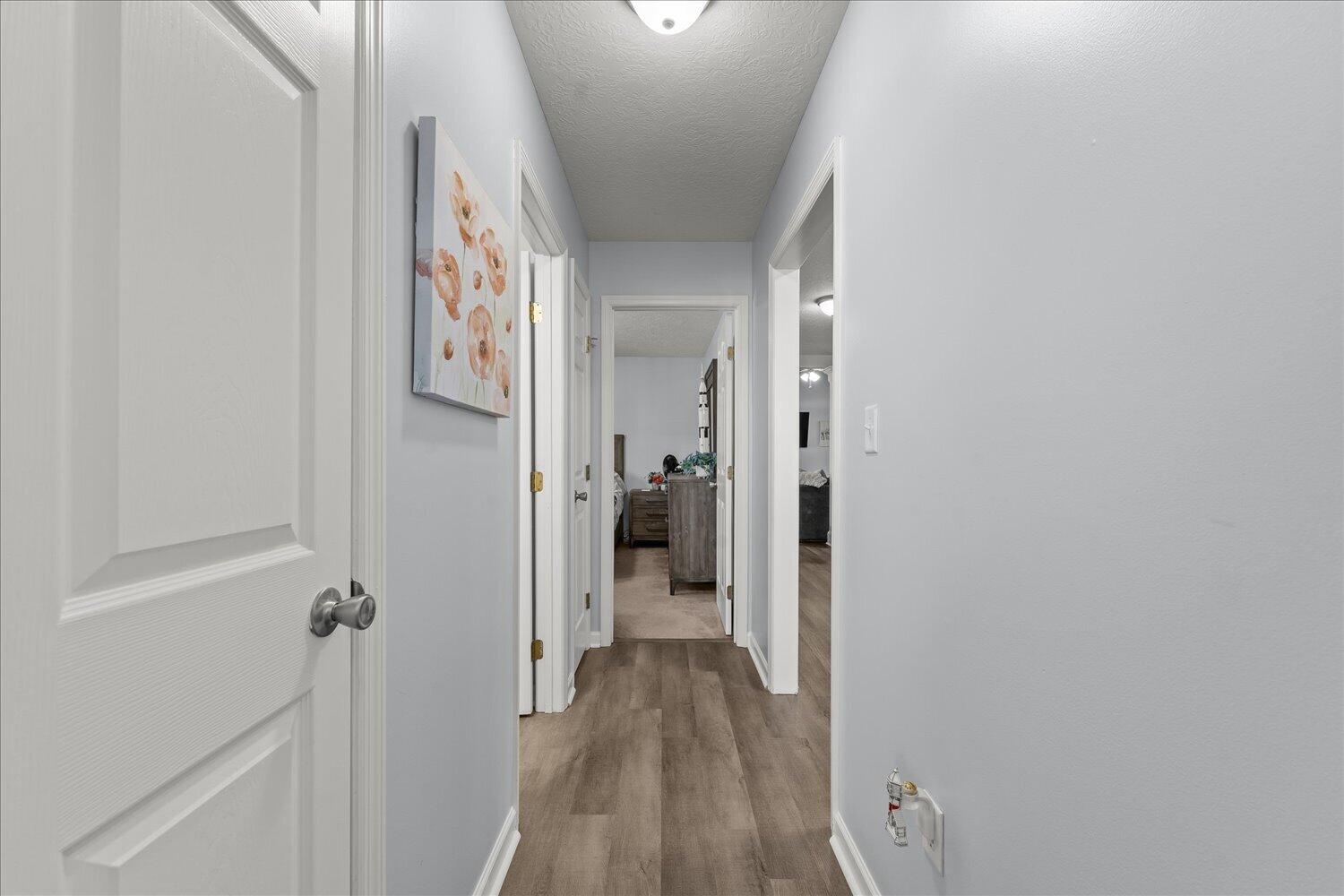 586 Lory Lane Grovetown, GA 30813 - Photo 5 of 17 Hallway