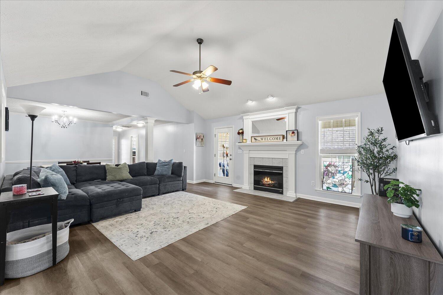 586 Lory Lane Grovetown, GA 30813 - Photo 9 of 17 Great Room