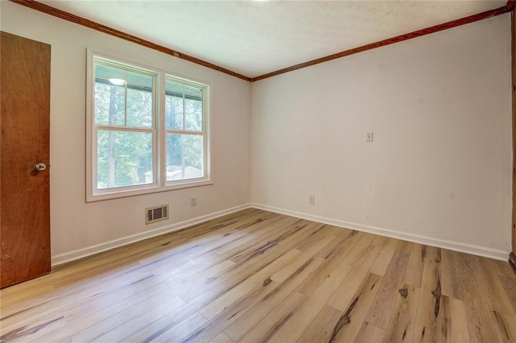 1288 Elva Drive Southwest Atlanta, GA 30331 - Photo 13 of 27