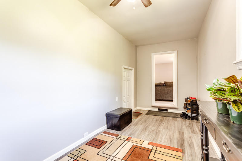 6315 Babelay Road Knoxville, TN 37918 - Photo 8 of 26 009180726-2-6315BabelayRdKnoxvilleTN-SMA