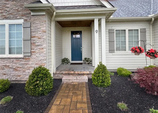 $809,000 | 9 Hawkstone Way, Pittsford, NY 14534