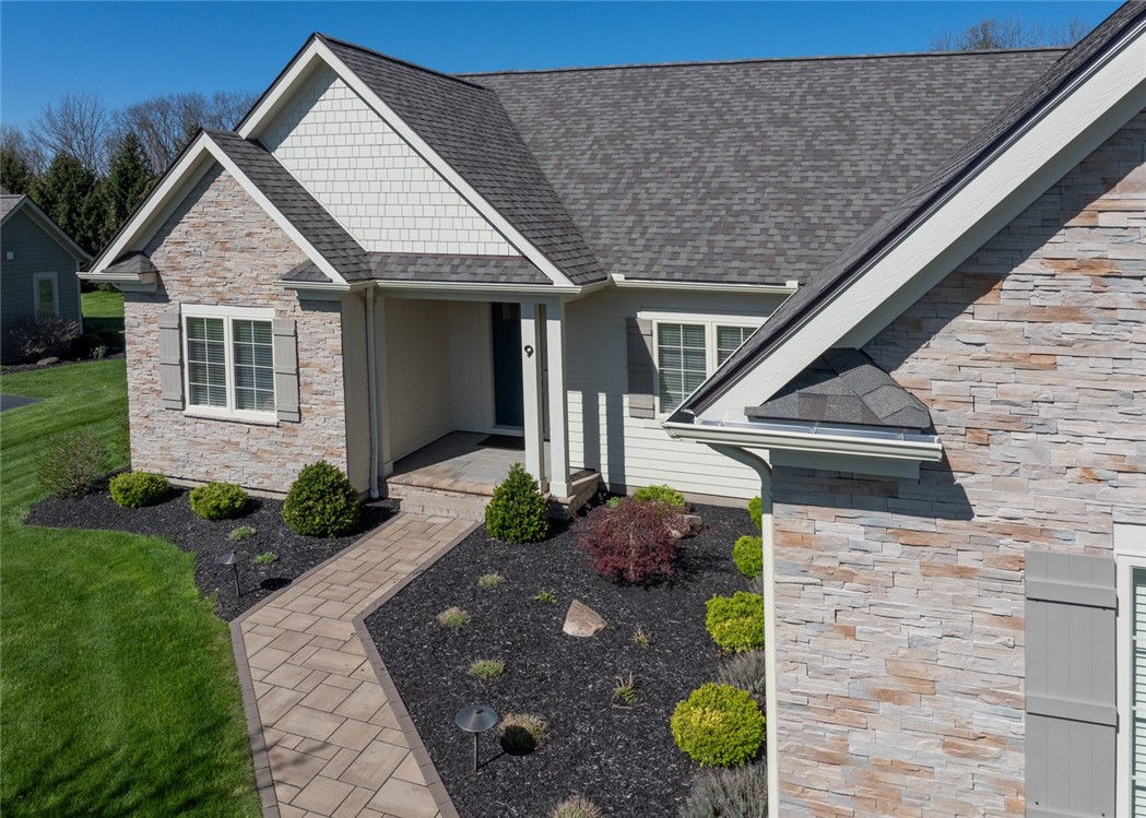 9 Hawkstone Way Pittsford, NY 14534 - Photo 4 of 29