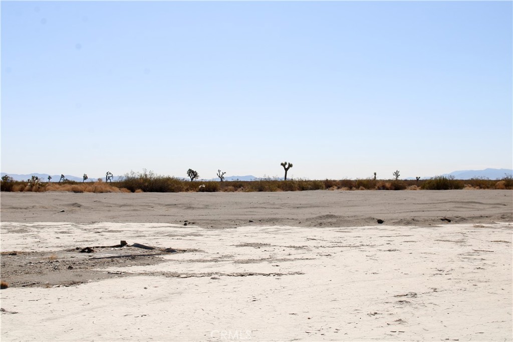 5-ac Sheep Creek Road Phelan, CA 92371 - Photo 7 of 12 a view of lake