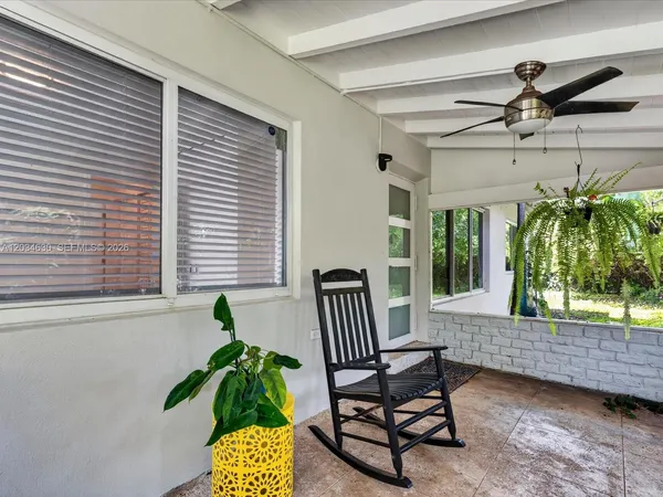 $1,950 | Xxxx Sw Undisclosed, South Miami, FL 33143