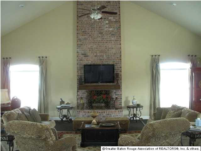 11375 Reiger Road, Unit 903 Baton Rouge, LA 70809 - Photo 7 of 8 Gallery Image 7