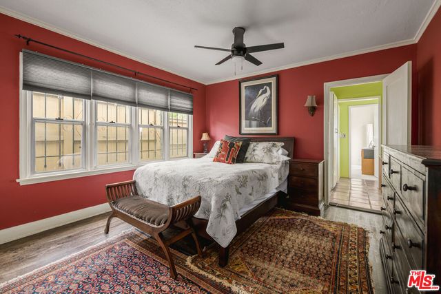 $1,800,000 | 2022 North Catalina Street, Los Angeles, CA 90027